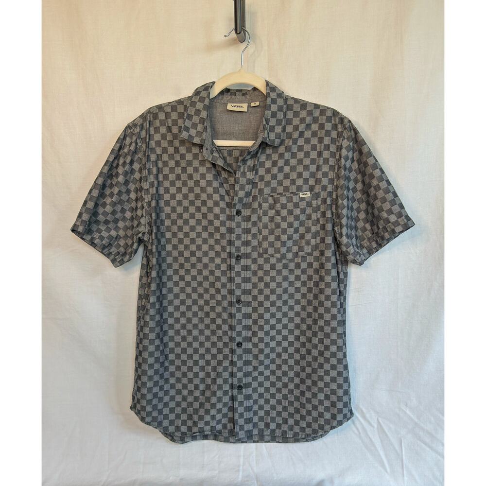 VANS Men’s tone button down shirt